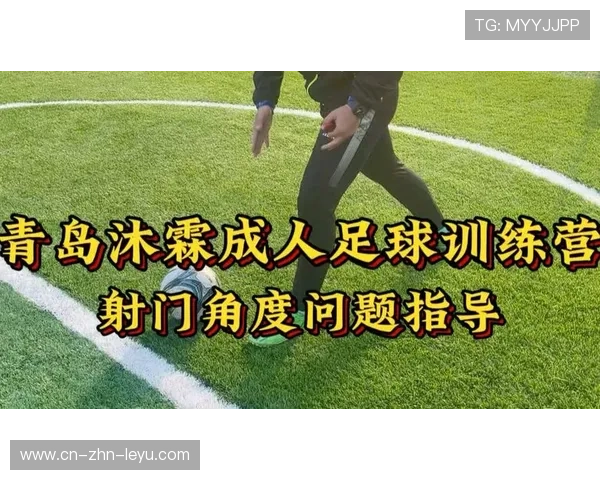 足球青训营开展守门员专项训练激发潜力人才，足球守门员训练实战宝典