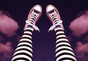 乐鱼体育app网址-英超运动医学对高强度比赛疲劳恢复的干预效果，英超的身体对抗