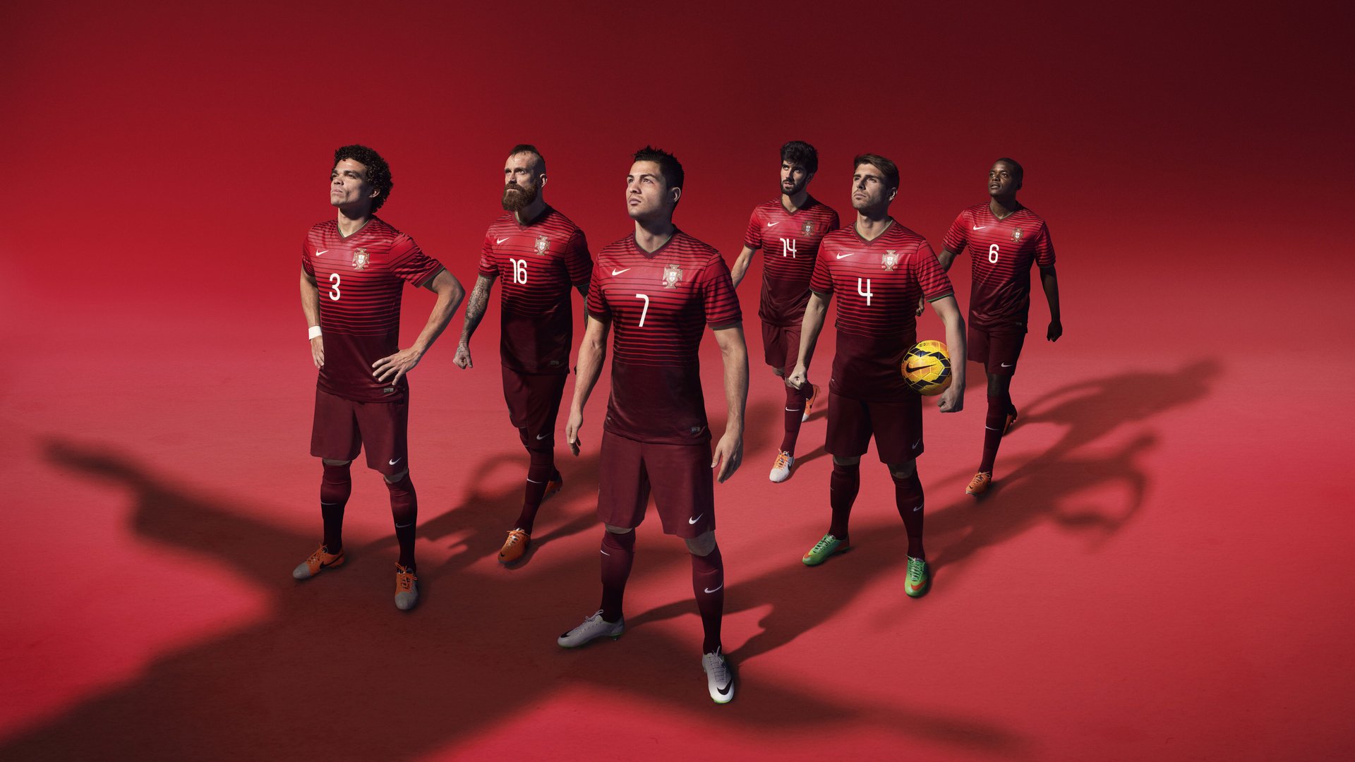 乐鱼体育-德甲青年球员成长路径探讨，德甲最年轻出场记录